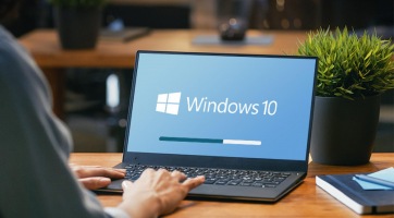 Olyan hibát találtak a Windows 10-ben, mely nagyon kellemetlenül érintheti az otthonról dolgozókat
