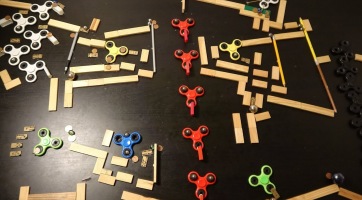 A fidget spinner halott, de ezt a videót akkor is látnod kell!