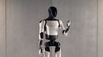 Bemutatkozott a Tesla Optimus 2. generációs humanoid robotja