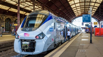 Franciaországban betiltották a rövid távú belföldi repülést a károsanyag-kibocsátás visszaszorítása érdekében