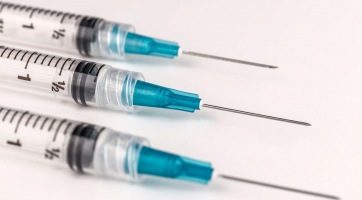 Hamarosan embereken is tesztelhetik a fentanil- és heroin-túladagolás elleni vakcinát