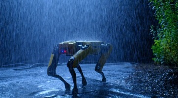 Elindult az előrendelés: kiszabadulhat a laborból a Boston Dynamics robotkutyája!