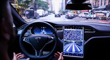 A Tesla újabb 200 dolgozójától szabadult meg