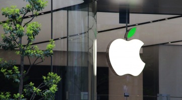 Az Apple 500 milliárd dolláros befektetésre készül az Egyesült Államokban