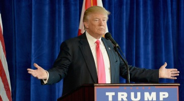 Az Apple vezérével telefonon már egyeztetett Donald Trump
