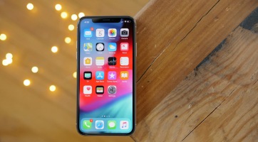 Csúszhat az olcsósított iPhone megjelenése, az iPhone 12 is bajban lehet