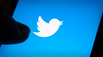 Egy négy éve történt szabályszegésért bírságolták meg a Twittert