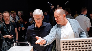 Felmondta szerződését az Apple Jony Ive korábbi tervezési igazgatóval