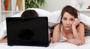 Izraelben betiltanák az internetes pornót!