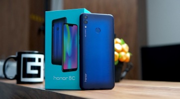 Óriási a megosztottság Amerikában, hogy a Huawei után a Honort is feketelistára helyezzék-e