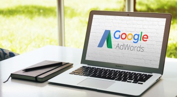 Többé nem vizslatja leveleinket a Google